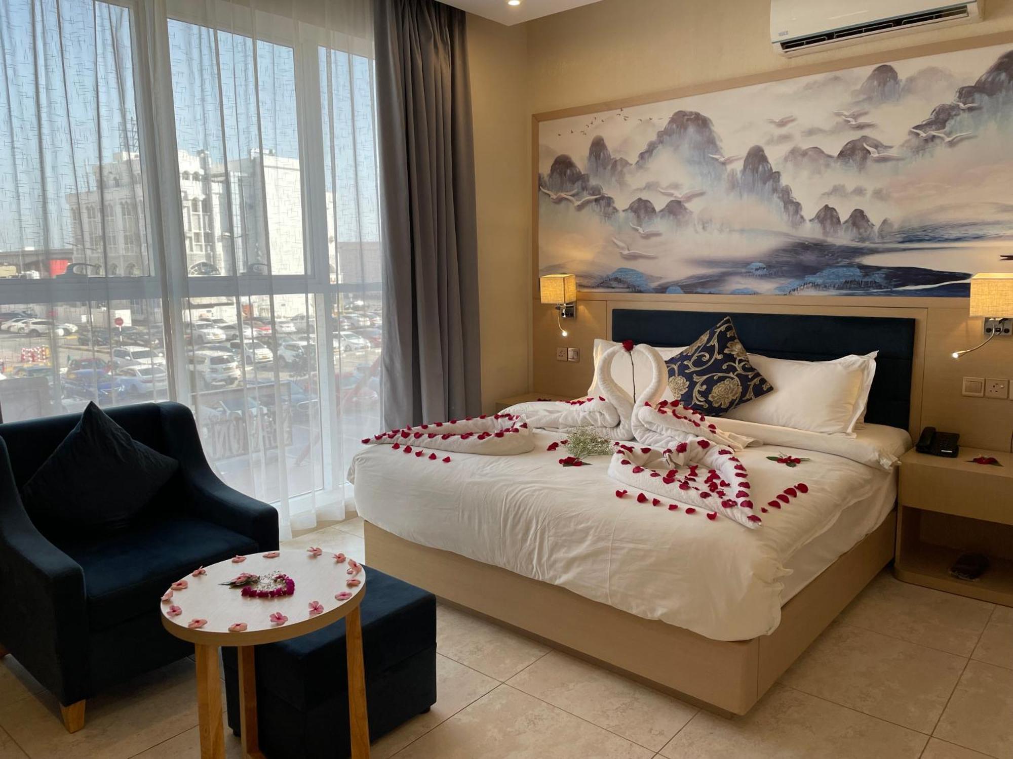 Season Inn Hotel Барка Екстериор снимка