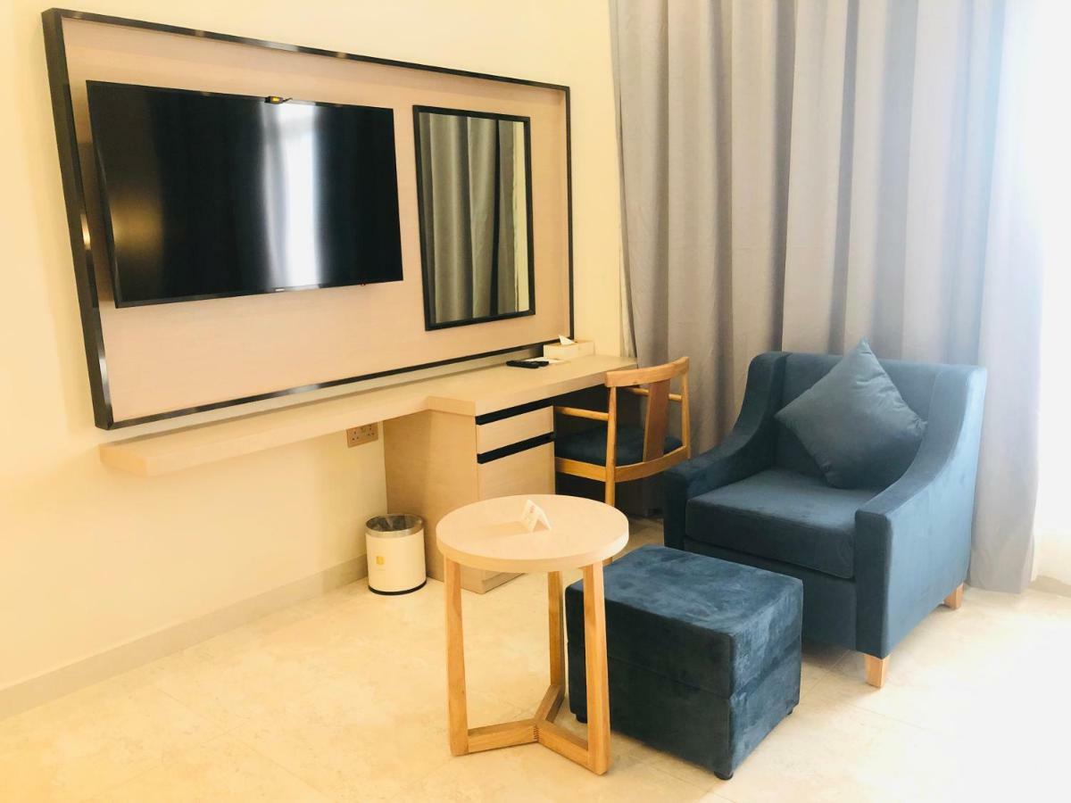 Season Inn Hotel Барка Екстериор снимка