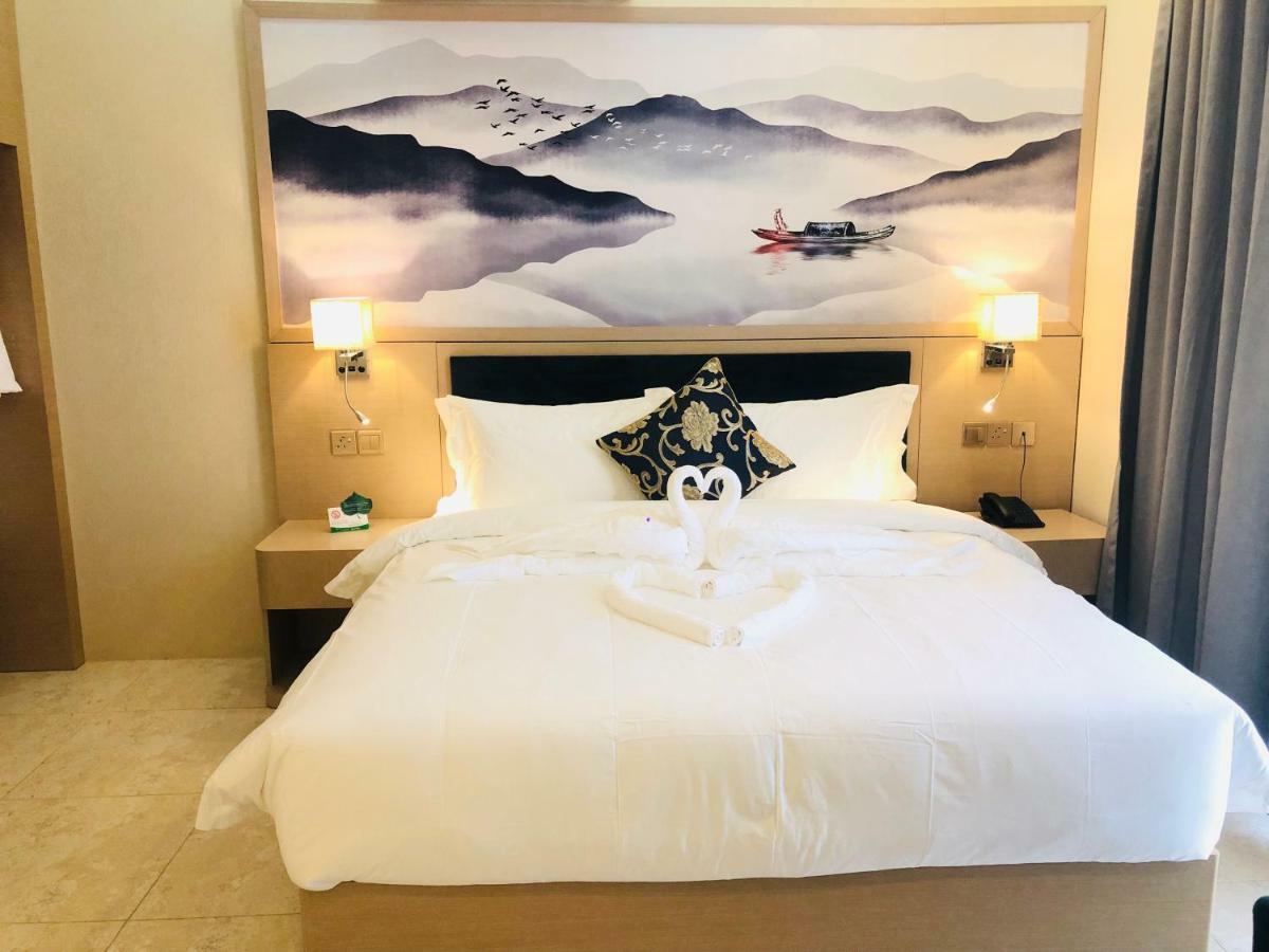 Season Inn Hotel Барка Екстериор снимка