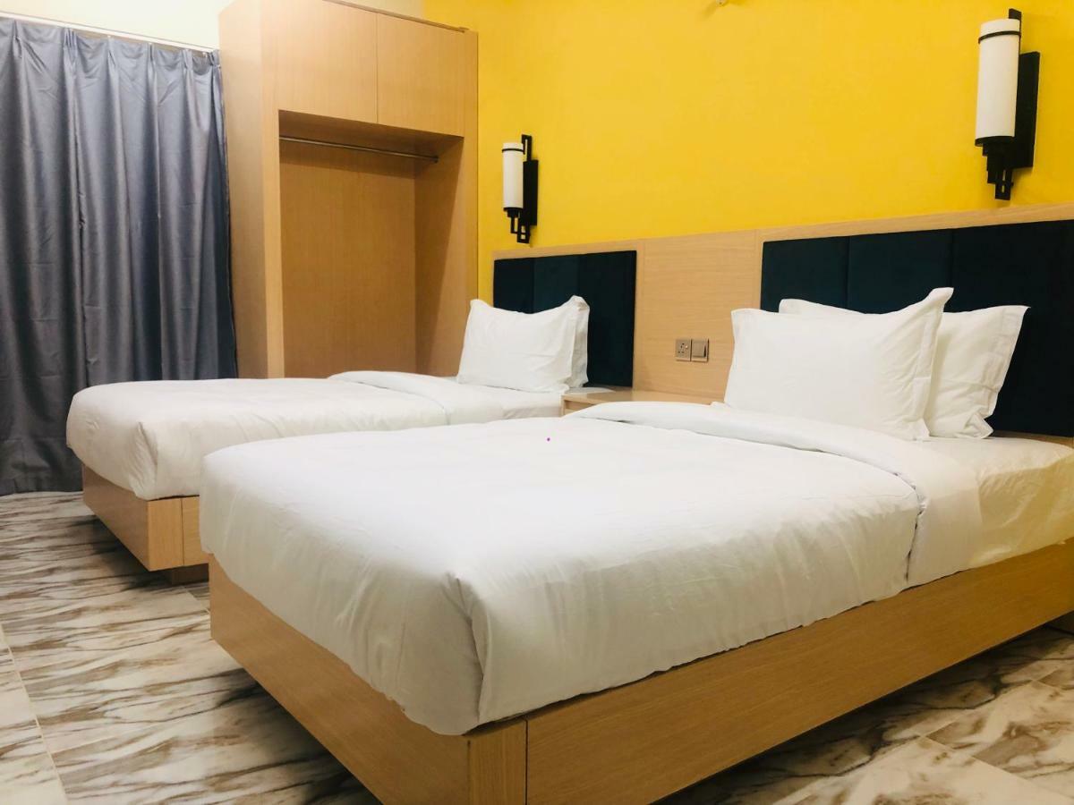 Season Inn Hotel Барка Екстериор снимка